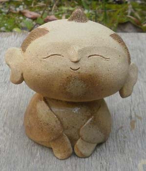 手びねりの福助人形