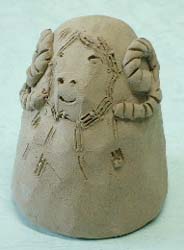 手びねりの陶人形・干支の羊
