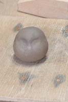 手びねり人形の顔を作ります