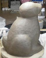 紐作りでウサギを制作