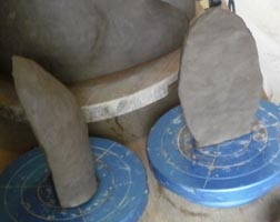 紐作りでウサギを制作