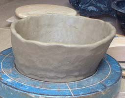 一品作の天使のオブジェを紐作り