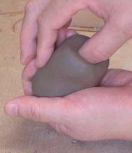 手びねりのお地蔵様の作り方