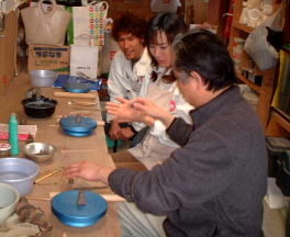 ｆｍ福岡・千香ちゃん雛人形・制作風景