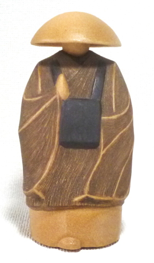 陶器の人形・雲水