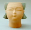 陶器の人形「ピュアな少女」