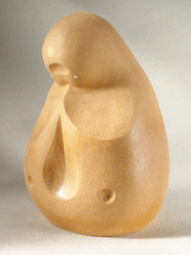 陶器の人形・祈り