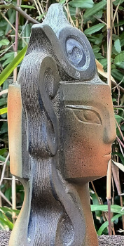 桜田ヒミコは日本初の女性総理大臣になる。